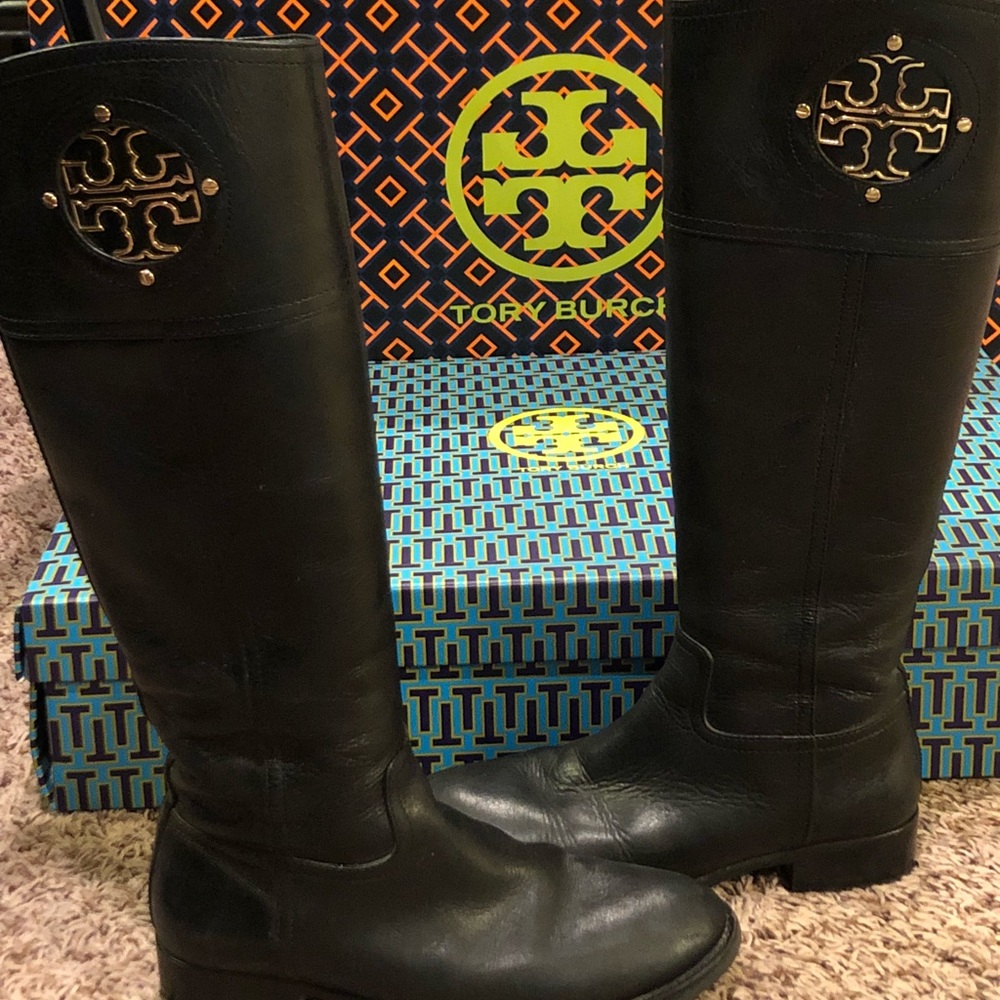 Tory Burch - Kiernan black riding boots